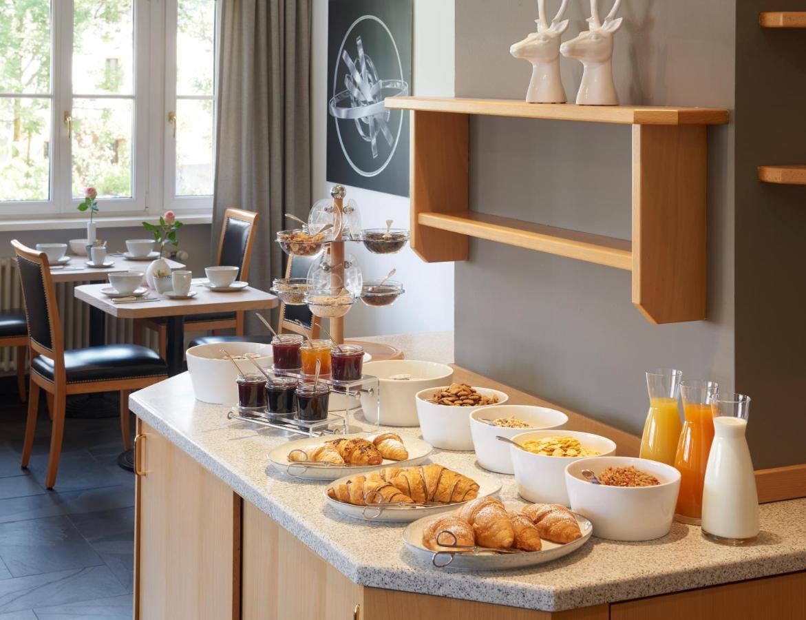 Hotel Goldene Rose บรูนิโก ภายนอก รูปภาพ